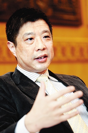 手机连锁行业服务转型：从卖产品到卖服务的战略变革(图1)